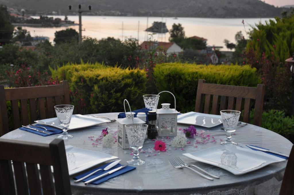 Badem Tatil Evi เซลิมิเย ภายนอก รูปภาพ